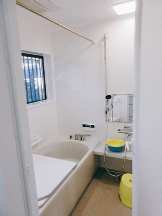 バリアフリーで使いやすい浴室へ