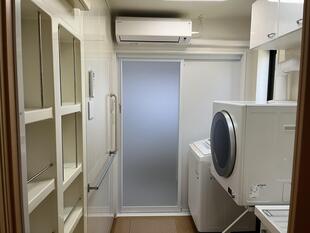 お子様と安心して入れる清潔なバスルーム