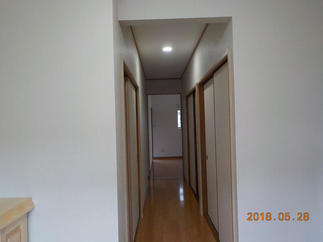 （After）　廊下