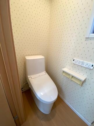 お手入れしやすい一体型トイレ