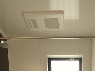 浴室換気乾燥暖房機