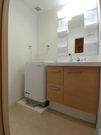 洗面化粧台ピアラ