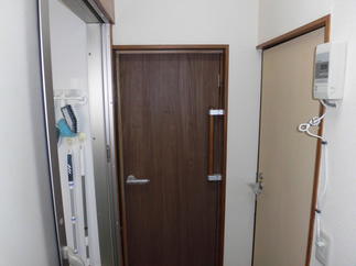 玄関～洗面の内部ドア