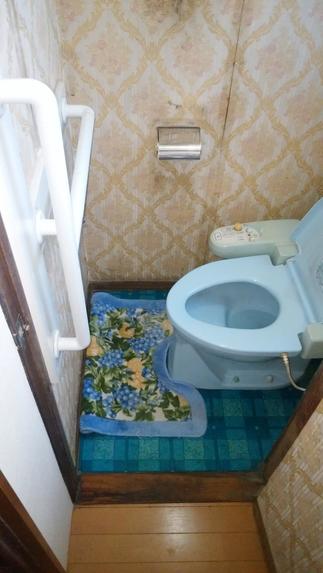 1階トイレ　Before