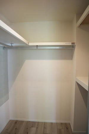 ⑨closet収納.JPG