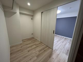 部屋をあえて区切って、WICを新設