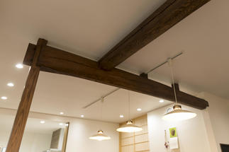 大工さんの技が光る補強梁