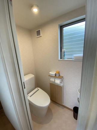 トイレはLIXILのアメージュZを設置しました。