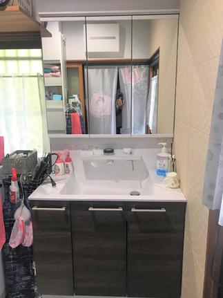 エコカラットの採用でカラッと快適な洗面室に！