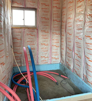 断熱材もしっかり施工しています。