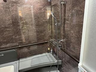 シャワー水栓、ベンチカウンター