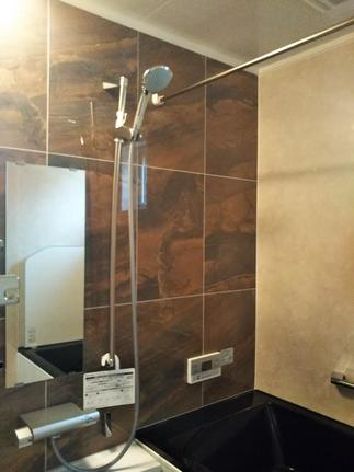 アライズ　シックな内装に合わせて。