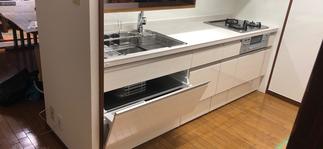 キッチンは使い心地と収納力が決め手！