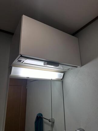 After　洗面台上収納設置