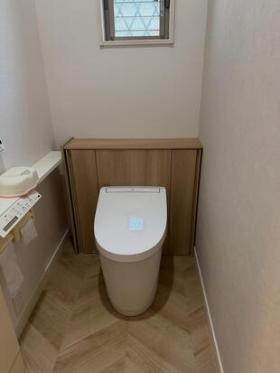 キャビネット型トイレ　Jフィット
