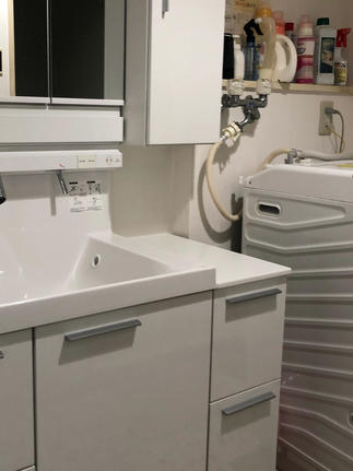 使い勝手よい作業台スペース