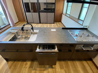 熱・傷・汚れに強いセラミックトップ