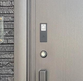 LIXILのスマートキー「FamiLock」