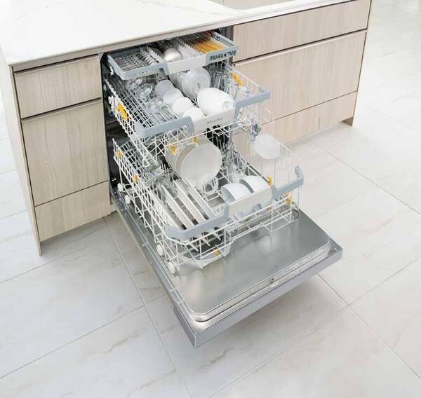 01_front_open_dishwasher.jpg