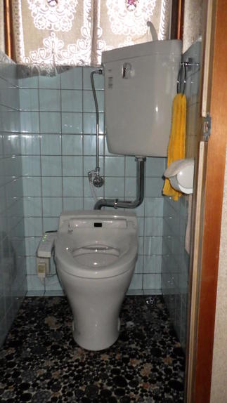 2階トイレ　施工前