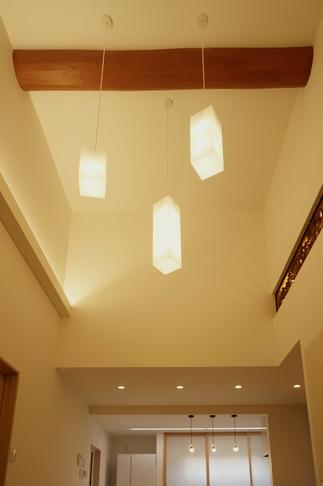 ダイナミックな梁見せ天井