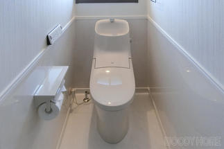 2Ｆのトイレはシンプルに