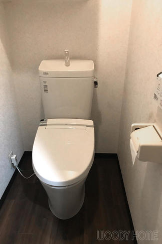 汚れも異音も解消したトイレリフォーム