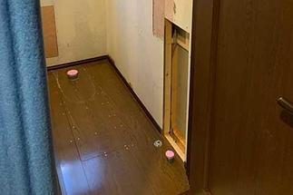 手洗い器用の配管・配線の準備