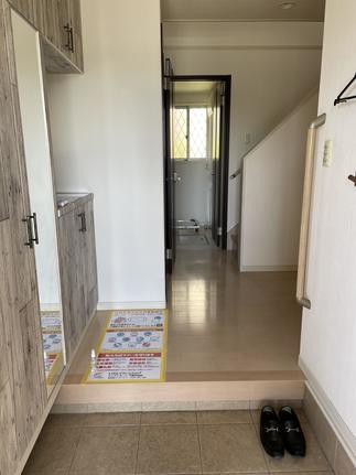 【施工前】玄関ホール