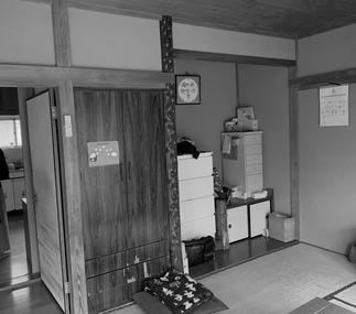 【キッチンと和室の間の間仕切り壁】