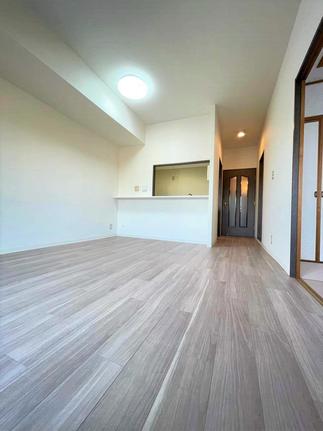 リビングも明るくなりました。【After】