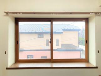 【出窓のタイプによってはカウンターも利用できます！】