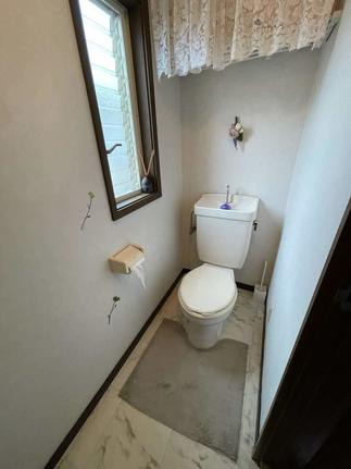 【Before】2階トイレ