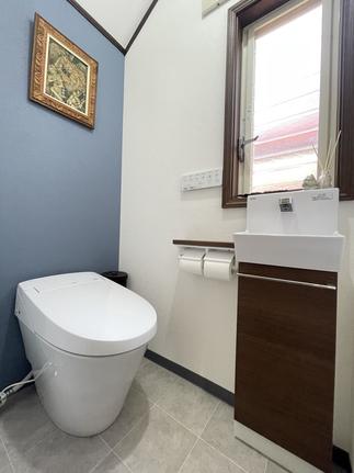 トイレにお洒落と清掃性の高さをプラス♪