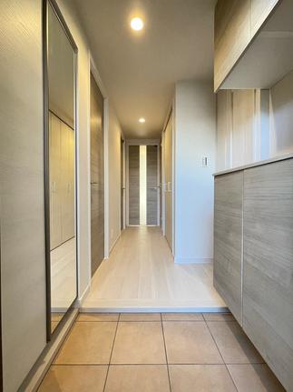 たくさんの靴も収納できる玄関収納