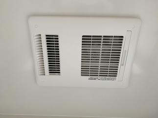 浴室暖房乾燥機も併せて設置