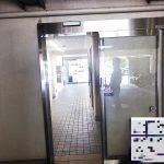 取付け後（マンション裏手出入り口）