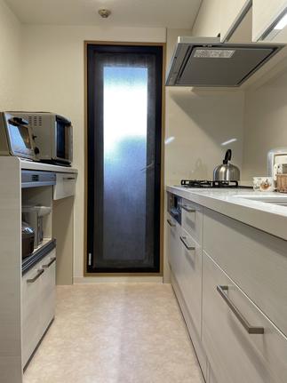 背面収納もスッキリ！