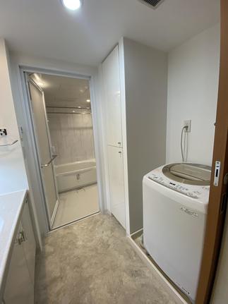 浴室と洗面所の内装がマッチして！