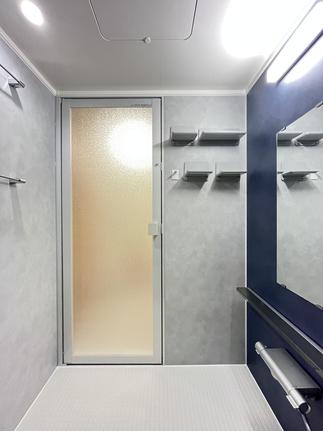 マットな壁パネル