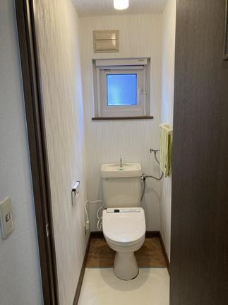 使いずらくなった便器をウォシュレット一体型の便器へ交換