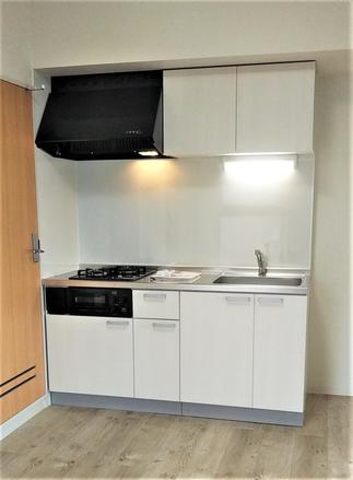 《 キッチン 》