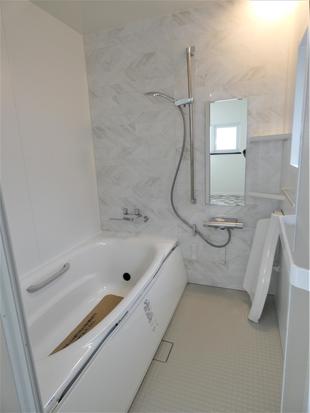 札幌市西区戸建フルリフォーム（浴室：LIXILアライズ)