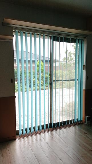 バーチカルブラインド