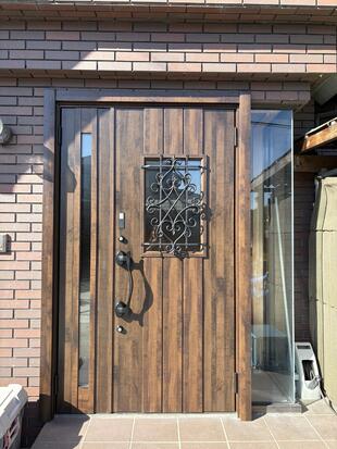 玄関ドアリフォーム | 紀の川市T様邸