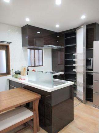 システムキッチン：LIXIL「リシェルSI」