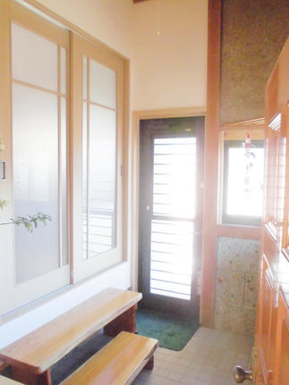 ～土間から居間への移動も楽ちん同線に～