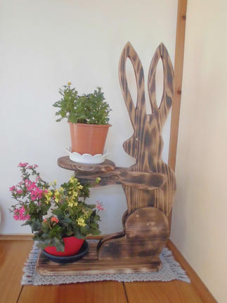 ～大工さん手作り ウサギさん花置き～