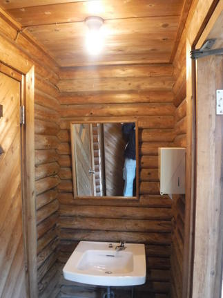 工事着工前（洗面化粧台）