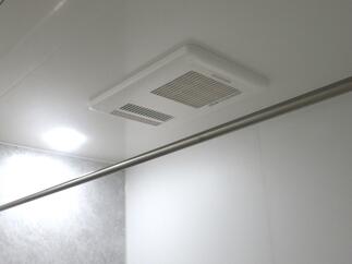 暖房換気乾燥
